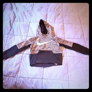 4T Nike sweatshirt
